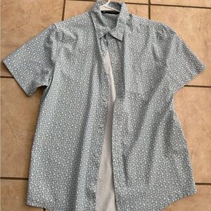 Travis Mathew Men's Blue Patterned Short Sleeve Shirt